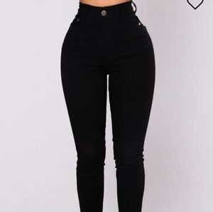 Fashion Nova size 5 high waist jeans